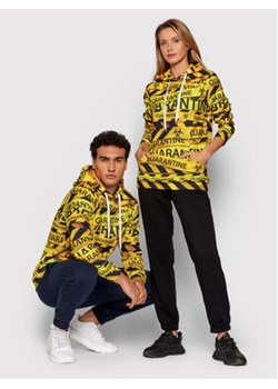 Mr. GUGU & Miss GO Bluza Unisex Quarantine Żółty Regular Fit ze sklepu MODIVO w kategorii Bluzy męskie - zdjęcie 152689473