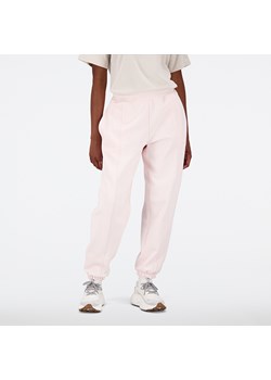 Spodnie damskie New Balance WP23553WAN – różowe ze sklepu New Balance Poland w kategorii Spodnie damskie - zdjęcie 152709900