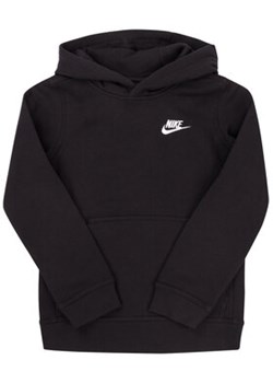 Nike Bluza Sportswear Club BV3757 Czarny Standard Fit ze sklepu MODIVO w kategorii Bluzy chłopięce - zdjęcie 152945422