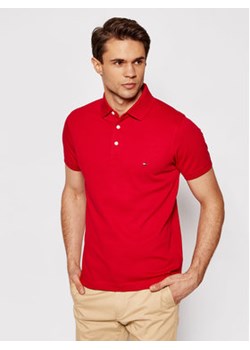Tommy Hilfiger Polo 1985 MW0MW17771 Czerwony Slim Fit ze sklepu MODIVO w kategorii T-shirty męskie - zdjęcie 152947762