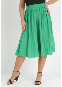 Zielona Plisowana Spódnica Midi z Gumką w Pasie Eustia ze sklepu Born2be Odzież w kategorii Spódnice - zdjęcie 153052834