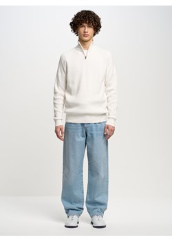 Sweter męski ze stójką kremowy Hanatis 102 ze sklepu Big Star w kategorii Swetry męskie - zdjęcie 153188202