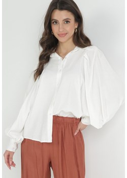 Biała Koszula z Guzikami i Szerokimi Rękawami z Mankietami Adadite ze sklepu Born2be Odzież w kategorii Koszule damskie - zdjęcie 153191831