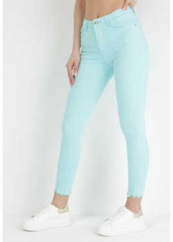Jasnoniebieskie Spodnie Skinny Nyryore ze sklepu Born2be Odzież w kategorii Spodnie damskie - zdjęcie 153192171