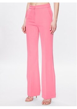 Maryley Spodnie materiałowe 23EB587/43FR Różowy Regular Fit ze sklepu MODIVO w kategorii Spodnie damskie - zdjęcie 153248301