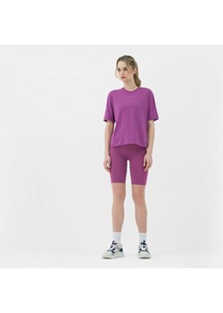 Damska koszulka treningowa CALVIN KLEIN WOMEN 00GWS3K104 - różowa ze sklepu Sportstylestory.com w kategorii Bluzki damskie - zdjęcie 153387500