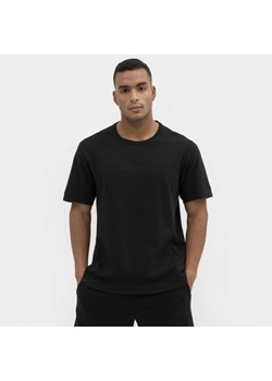 Męska koszulka treningowa CALVIN KLEIN MEN 00GMS3K108 - czarna ze sklepu Sportstylestory.com w kategorii T-shirty męskie - zdjęcie 153388243