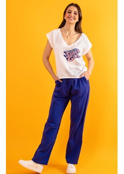Bawełniany t-shirt damski z dekoltem w serek F1595, Kolor biały, Rozmiar S/M, Fobya ze sklepu Primodo w kategorii Bluzki damskie - zdjęcie 153574454