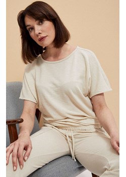 Luźna bluza damska z krótkim rękawem w kolorze beżowym 3706, Kolor beżowy, Rozmiar XS, Moodo ze sklepu Primodo w kategorii Bluzki damskie - zdjęcie 153574473