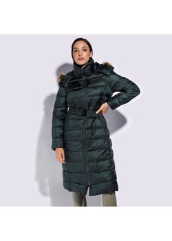 Damski płaszcz zimowy pikowany z kapturem zielony ze sklepu WITTCHEN w kategorii Kurtki damskie - zdjęcie 153675042