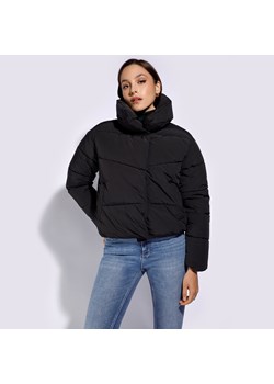 Damska kurtka oversizowa pikowana czarna ze sklepu WITTCHEN w kategorii Kurtki damskie - zdjęcie 153682324