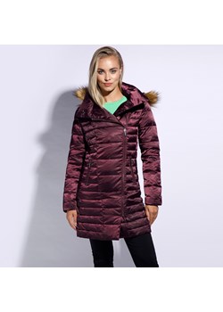 Damska kurtka puchowa z asymetrycznym zapięciem fioletowa ze sklepu WITTCHEN w kategorii Kurtki damskie - zdjęcie 153682351