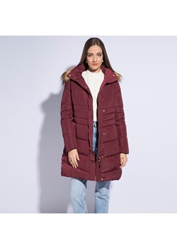 Damska kurtka puchowa pikowana z kapturem bordowa ze sklepu WITTCHEN w kategorii Płaszcze damskie - zdjęcie 153703031