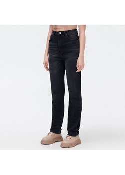 Cropp - Jeansy straight slim - Czarny ze sklepu Cropp w kategorii Jeansy damskie - zdjęcie 153730494