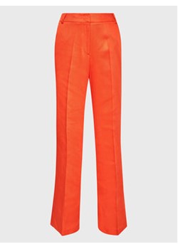 Tatuum Spodnie materiałowe Splito T2330.142 Pomarańczowy Regular Fit ze sklepu MODIVO w kategorii Spodnie damskie - zdjęcie 153736874