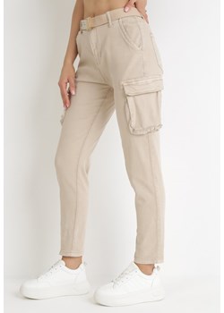 Beżowe Spodnie Joggery z Regularnym Stanem i Kieszeniami Stephone ze sklepu Born2be Odzież w kategorii Spodnie damskie - zdjęcie 153740401