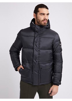 Męska kurtka puchowa pikowana GUESS GLADWIN PUFFER JACKET ze sklepu Sportstylestory.com w kategorii Kurtki męskie - zdjęcie 153752901