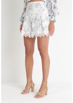 Szara Spódnica Mini z Wysokim Stanem z Koronkowymi Wstawkami Salisa ze sklepu Born2be Odzież w kategorii Spódnice - zdjęcie 153778994