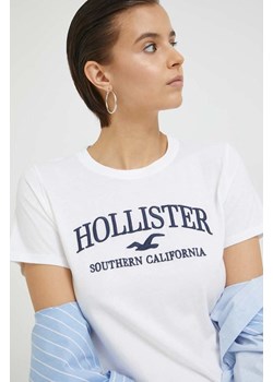 Hollister Co. t-shirt bawełniany kolor biały ze sklepu ANSWEAR.com w kategorii Bluzki damskie - zdjęcie 154090221