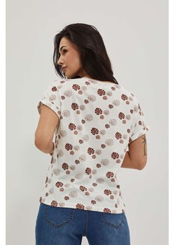 T-shirt z nadrukiem liści ze sklepu Moodo.pl w kategorii Bluzki damskie - zdjęcie 154162830