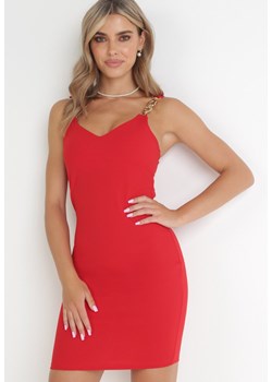 Czerwona Dopasowana Sukienka z Metalową Ozdobą na Ramiączkach Harvelle ze sklepu Born2be Odzież w kategorii Sukienki - zdjęcie 154168130