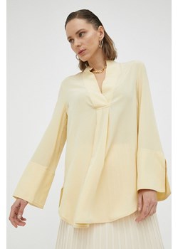 By Malene Birger bluzka jedwabna kolor żółty gładka ze sklepu ANSWEAR.com w kategorii Bluzki damskie - zdjęcie 154191122