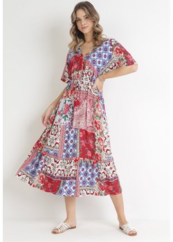 Bordowa Kwiecista Sukienka Midi z Gumką w Talii z Falbanką z Wiskozy Jazaria ze sklepu Born2be Odzież w kategorii Sukienki - zdjęcie 154199251
