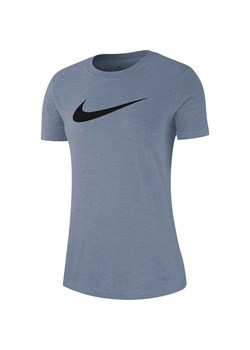Koszulka damska Dry Nike ze sklepu SPORT-SHOP.pl w kategorii Bluzki damskie - zdjęcie 154230494
