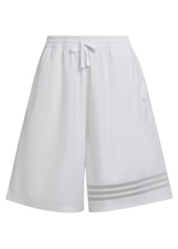 Spodenki damskie Shorts Adidas Originals ze sklepu SPORT-SHOP.pl w kategorii Szorty - zdjęcie 154242863