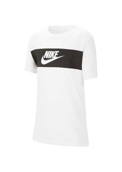 Koszulka chłopięca Sportswear Tee Chest Panel Nike ze sklepu SPORT-SHOP.pl w kategorii T-shirty chłopięce - zdjęcie 154243612