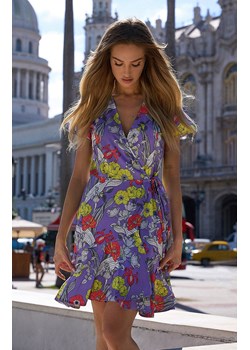 Sukienka kopertowa w kwiatowy wzór z wiązaniem na boku M738, Kolor fioletowy, Rozmiar S, MOE ze sklepu Primodo w kategorii Sukienki - zdjęcie 154311901