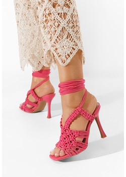 Fuksjowe sandały wiązane Lilith ze sklepu Zapatos w kategorii Sandały damskie - zdjęcie 154320883