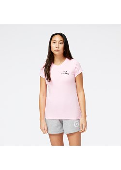 Koszulka damska New Balance WT31804OTP – różowa ze sklepu New Balance Poland w kategorii Bluzki damskie - zdjęcie 154425851