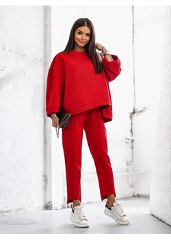 Spodnie Clover Czerwone ze sklepu Lisa Mayo w kategorii Spodnie damskie - zdjęcie 154464501