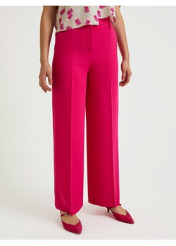 BGN Spodnie w kolorze różowym ze sklepu Limango Polska w kategorii Spodnie damskie - zdjęcie 154516160