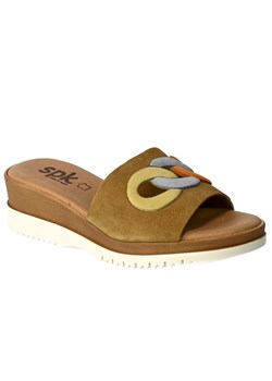 Klapki SPK Shoes 8004 TAN Brązowe Skórzane ze sklepu EuroButy.com.pl w kategorii Klapki damskie - zdjęcie 154524152