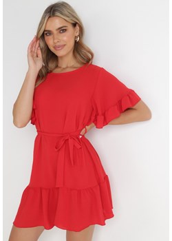 Czerwona Sukienka Rozkloszowana z Wiązanym Paskiem Kastan ze sklepu Born2be Odzież w kategorii Sukienki - zdjęcie 154531681