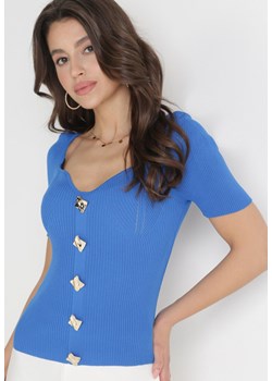 Niebieska Bluzka z Prążkowanej Dzianiny z Ozdobnymi Guzikami i Krótkim Rękawem Vevienne ze sklepu Born2be Odzież w kategorii Bluzki damskie - zdjęcie 154545344