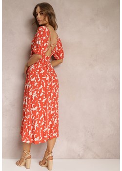 Pomarańczowa Rozkloszowana Sukienka Mii z Gumką w Talii z Głębokim Dekoltem z Wiskozy Xyra ze sklepu Renee odzież w kategorii Sukienki - zdjęcie 155784874