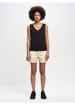 Koszulka damska na ramiączkach z wiskozy czarna Pistima 906 ze sklepu Big Star w kategorii Bluzki damskie - zdjęcie 155801721