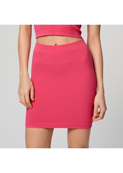 Sinsay - Spódnica mini prążkowana - Różowy ze sklepu Sinsay w kategorii Spódnice - zdjęcie 155864982