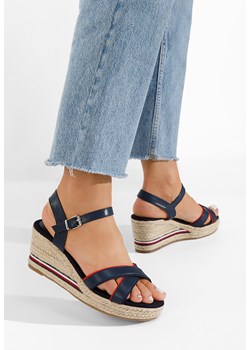 Niebieskie sandały na koturnie Mahira ze sklepu Zapatos w kategorii Sandały damskie - zdjęcie 155935934
