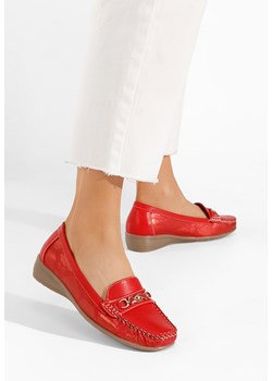 Czerwone mokasyny damskie Lerisea ze sklepu Zapatos w kategorii Mokasyny damskie - zdjęcie 155935973