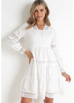 Biała Sukienka Mini z Koronkowymi Wstawkami i Rozkloszowanym Dołem Femona ze sklepu Born2be Odzież w kategorii Sukienki - zdjęcie 155937711