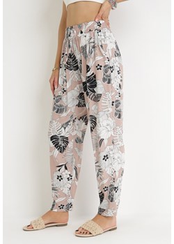 Beżowe Spodnie z Gumką w Pasie z Wiskozy w Roślinny Print Daffodi ze sklepu Born2be Odzież w kategorii Spodnie damskie - zdjęcie 156075470
