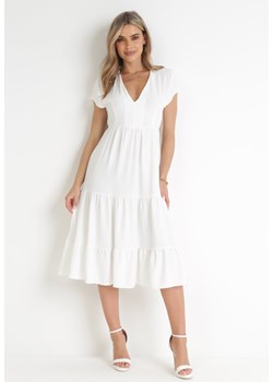 Biała Sukienka Midi Rozkloszowana z Falbanką Sanissa ze sklepu Born2be Odzież w kategorii Sukienki - zdjęcie 156131960