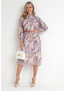 Fioletowa Sukienka Midi z Plisowanej Tkaniny z Paskiem z Klamerką Siaha ze sklepu Born2be Odzież w kategorii Sukienki - zdjęcie 156156394