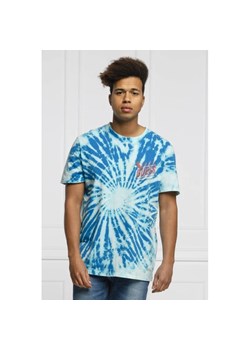 GUESS JEANS T-shirt HOT&DELICIOUS | Regular Fit ze sklepu Gomez Fashion Store w kategorii T-shirty męskie - zdjęcie 156340262
