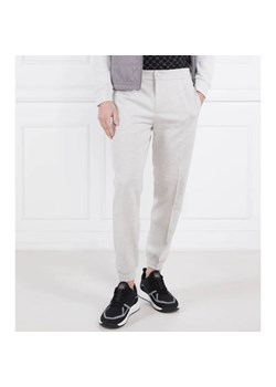Joop! Spodnie dresowe Stormy | Regular Fit ze sklepu Gomez Fashion Store w kategorii Spodnie męskie - zdjęcie 156668992