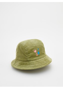 Reserved - Bucket hat z haftem - oliwkowy ze sklepu Reserved w kategorii Czapki dziecięce - zdjęcie 156704064